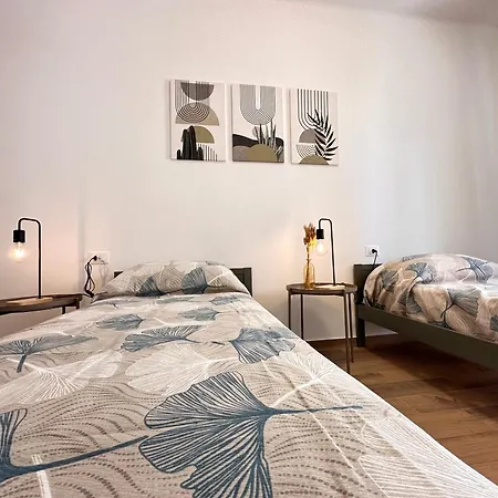 L&R - Appartamento Centrale Ristrutturato, Wi-Fi, Vicino Alla Stazione E Alla Pista Ciclabile - Casa Rosamare *